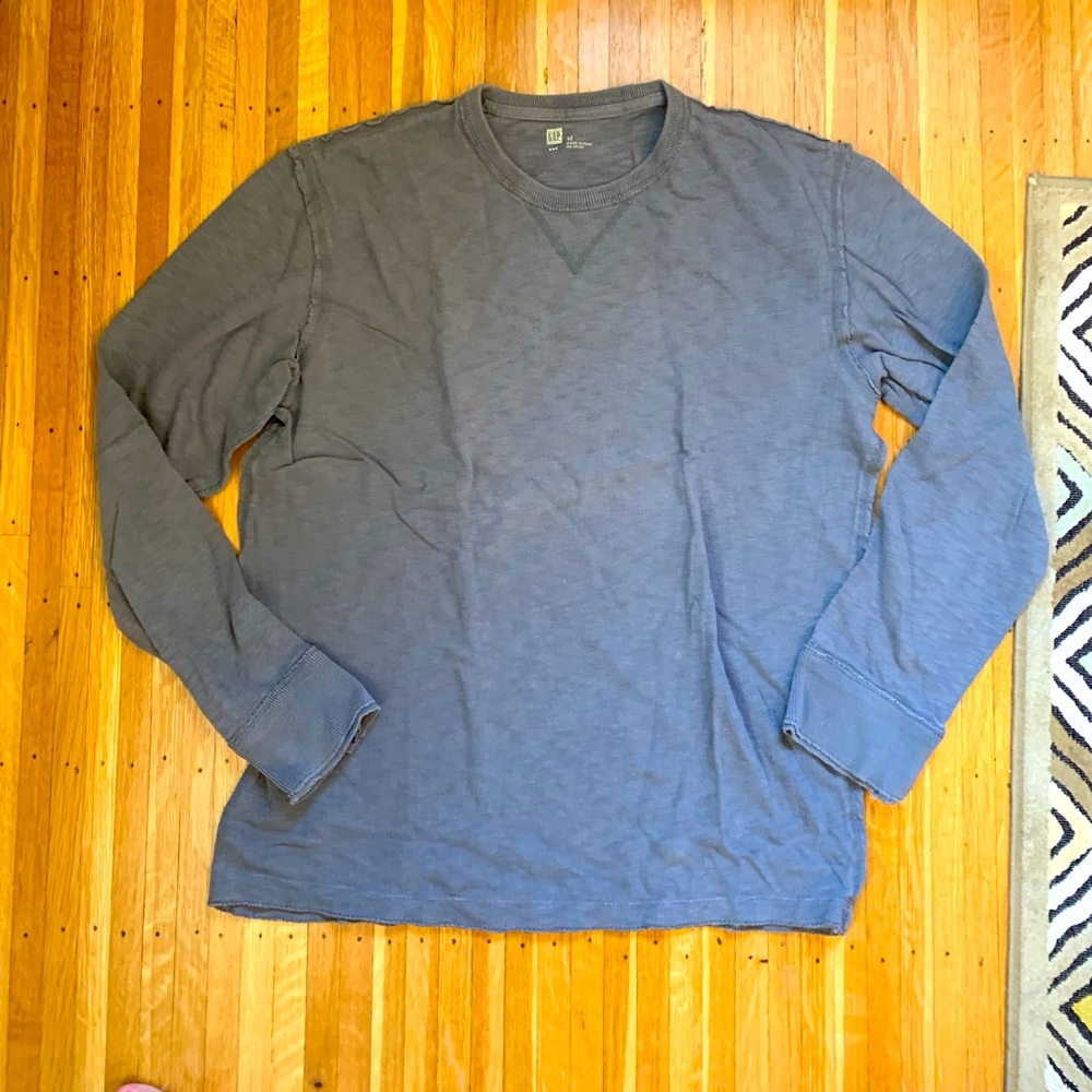 Gap lightweight sweatshirt/heavyweight t
